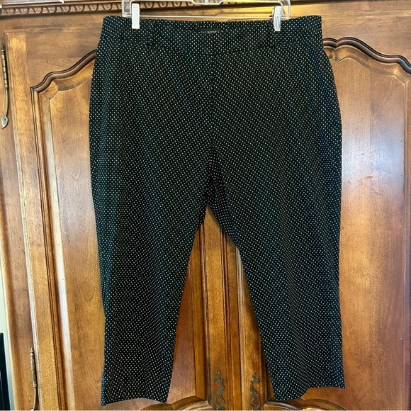 Talbot Pants Black with Tiny White Nautical Dots Signature Crop size 18 W Petite - Picture 4 of 16